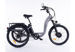 Vue latérale droit du tricycle adulte électrique Essentiel