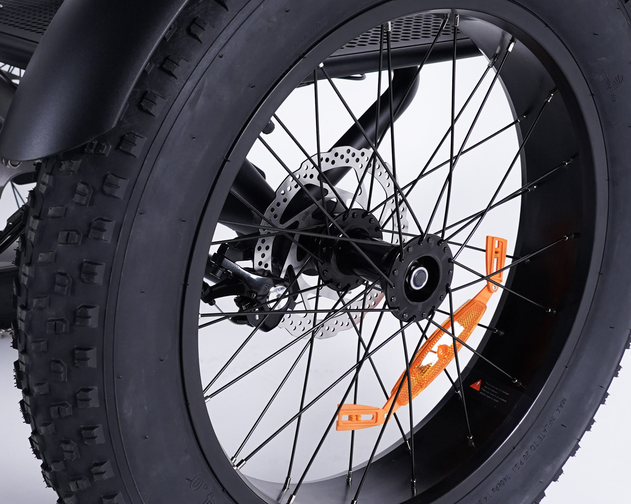Double frein arrière du tricycle électrique pour adulte Essentiel Fat Bike