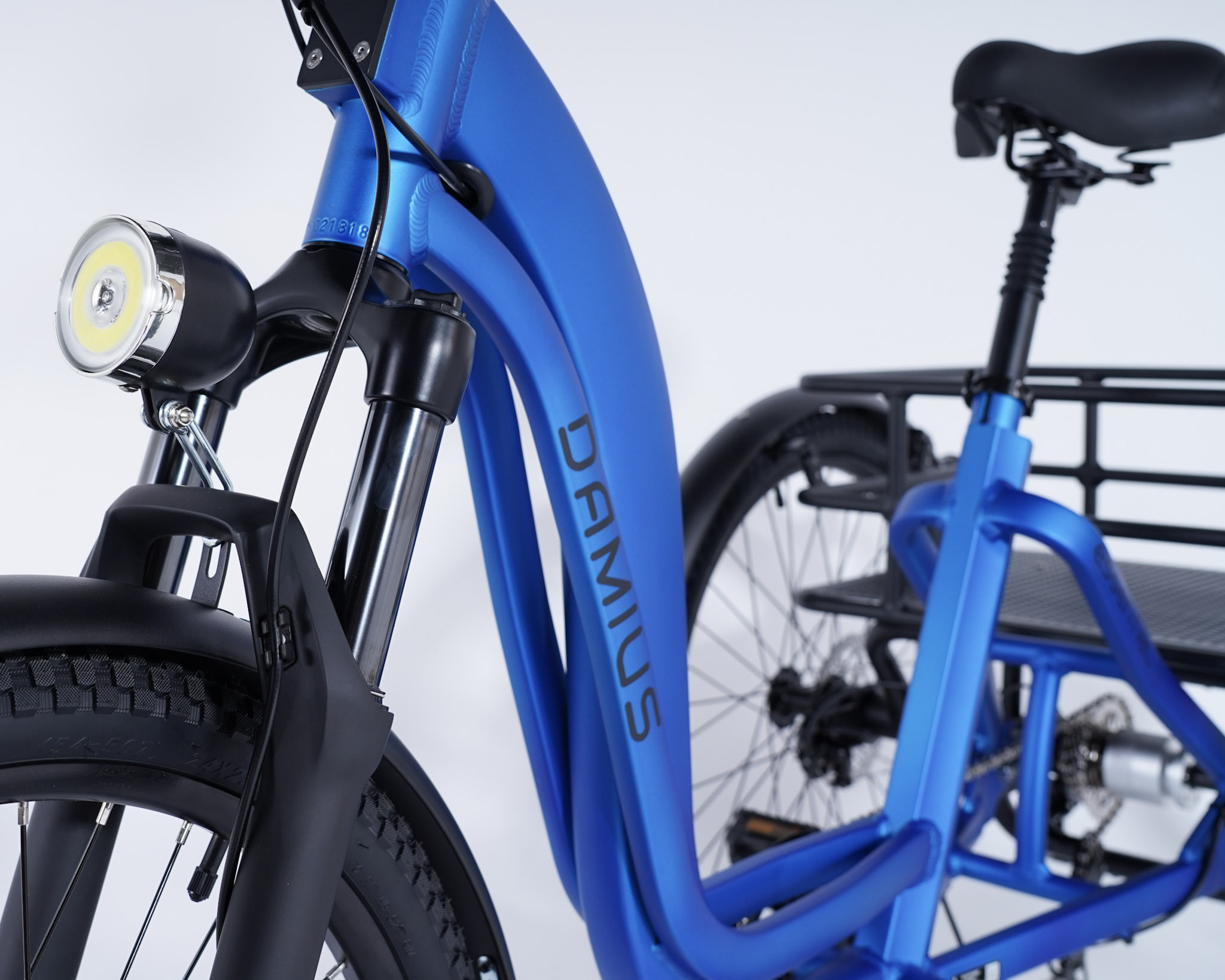 Tricycle adulte non électrique Damius ESSENTIEL coloris bleu métallisé côté gauche