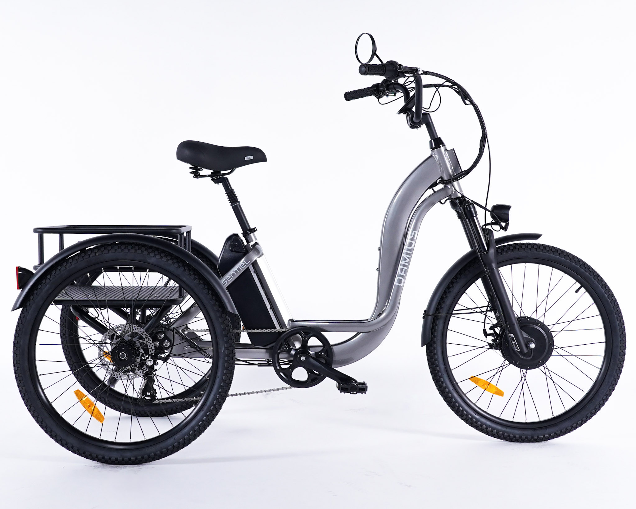 Vue latérale droit du tricycle adulte électrique Essentiel