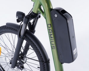 V&eacute;lo &eacute;lectrique trois roues batterie Samsung 21700 longue autonomie
