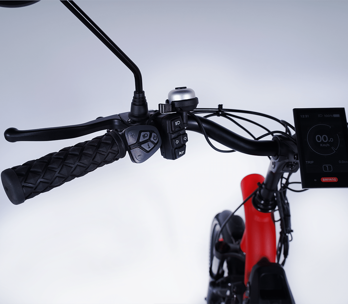 Commande de l'assistance électrique, de l'éclairage et des clignotants sur tricycle Damius
